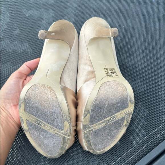 Satin pearl sandal - Picture 3 of 5